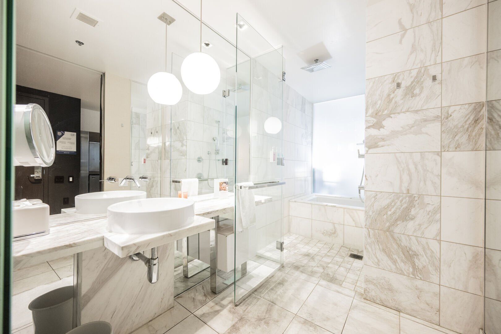 Shower, jetted tub, hair dryer, towels