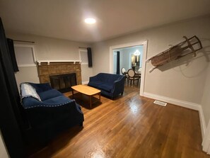 Smart-tv en een open haard