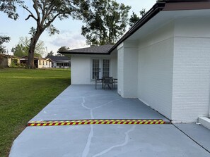 Exterior - Two queens bed apartment with full kitchen all amenities included in Marksville (Marksville)