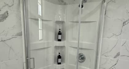 Two queens bed apartment with full kitchen all amenities included in Marksville
