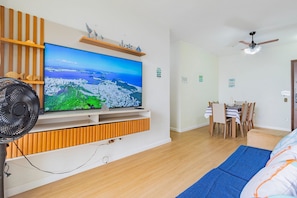 Living area - Ocean View w/ Balcony & Tub – 8-min walk to Beach (Barra da Tijuca Rio de Janeiro)