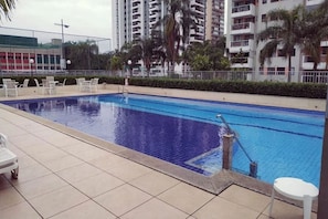 Pool - Ocean View w/ Balcony & Tub – 8-min walk to Beach (Barra da Tijuca Rio de Janeiro)