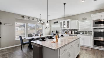 Microwave, oven, stovetop, dishwasher