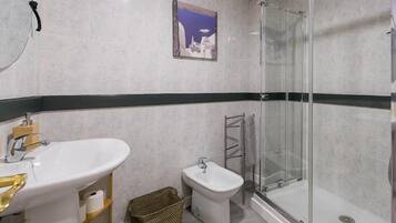 Doccia, articoli per l'igiene personale ecosostenibili, asciugacapelli