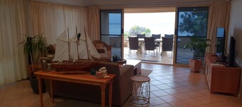 'Southern Comfort' on the Bay at stunning Point Turton on Yorke Peninsula in SA.