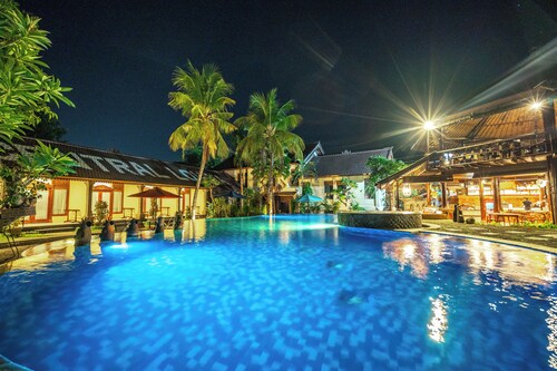 The central lovina hotel & restaurant