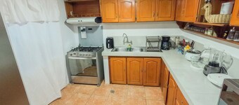 Spacious house in front of a park (pet friendly)