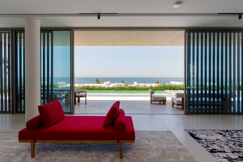 Exclusive 21 Ajman | 4BR Villa w/ Private Pool and Beach