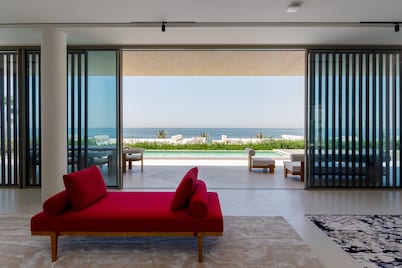 Exclusive 21 Ajman | 4BR Villa w/ Private Pool and Beach