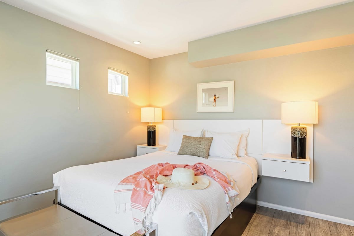 Deluxe 2 Bedroom