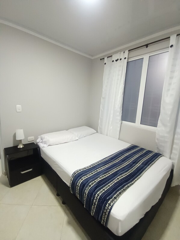 2 bedrooms, desk, iron/ironing board, travel cot