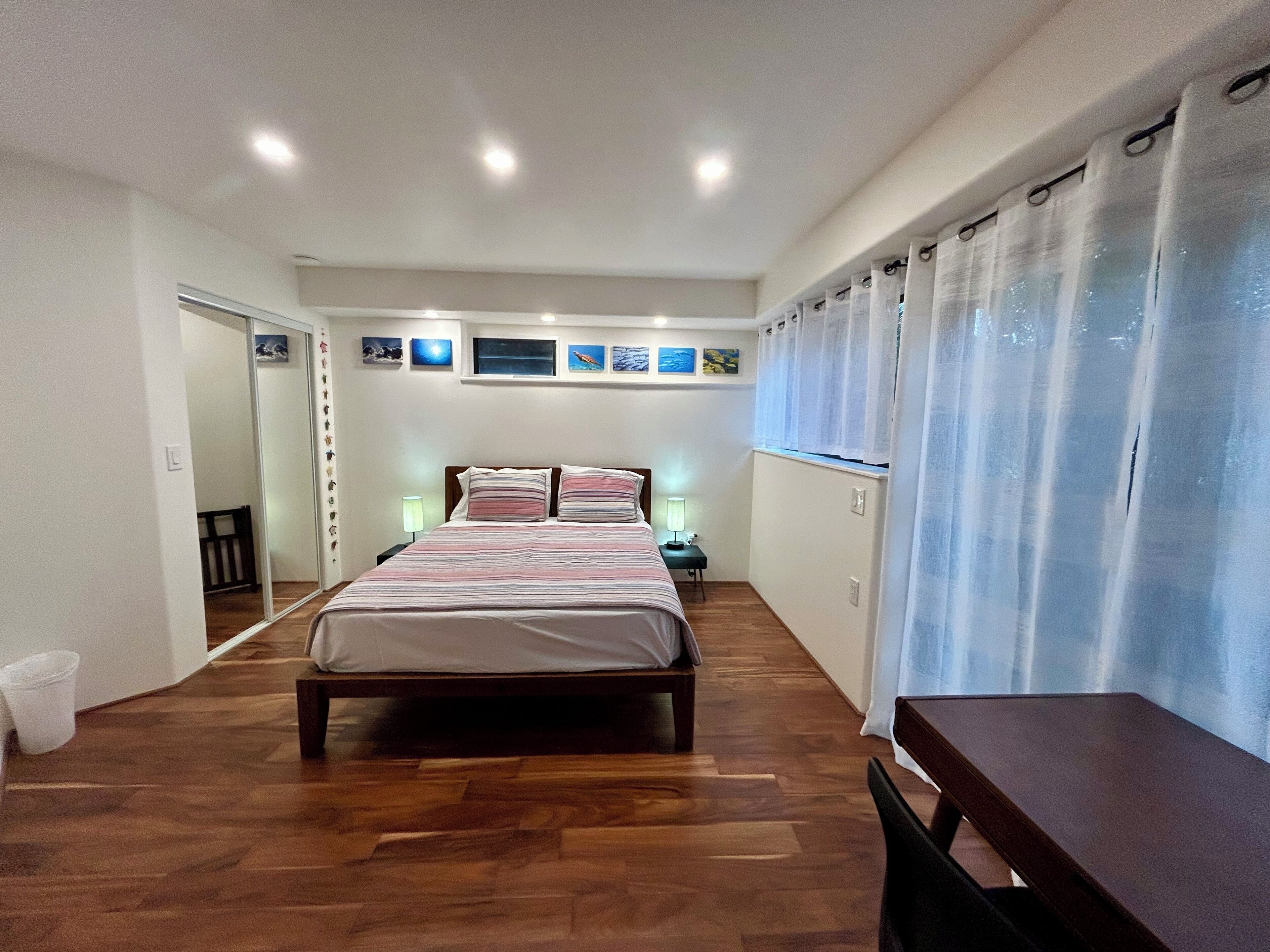 1 habitación, escritorio, tabla de planchar con plancha y wifi gratis 