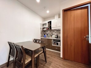Family Apartment | In-room dining - NINE HOUSING Dao Tan (Hanoi)