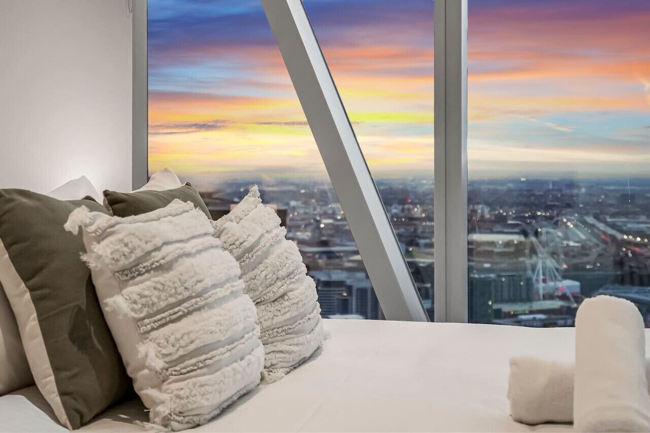 3 bedrooms, desk, iron/ironing board, WiFi