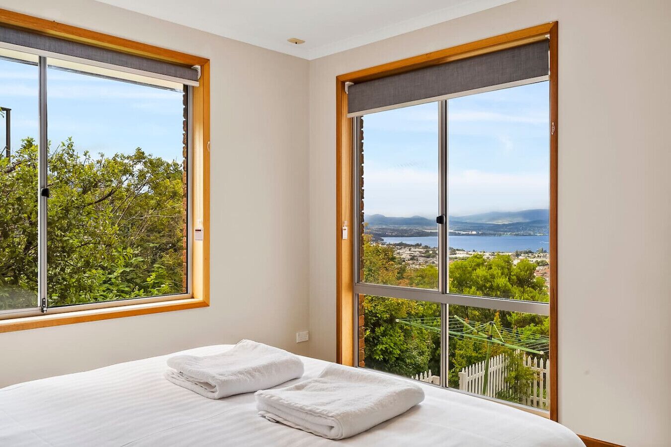 4 bedrooms, desk, iron/ironing board, travel cot