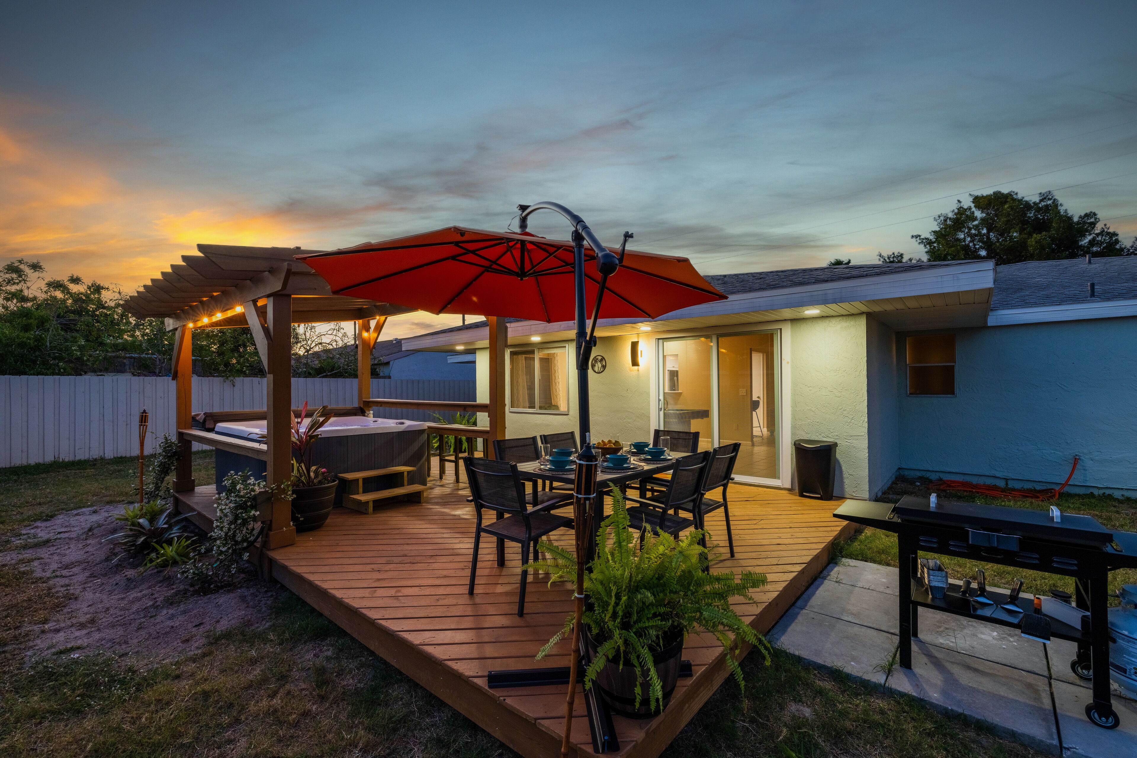 Outdoor dining