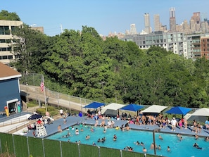 Apartamento, 2 quartos, para fumantes, vista para a cidade | Piscina