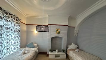 7 Schlafzimmer, Bügeleisen/Bügelbrett, WLAN, Bettwäsche