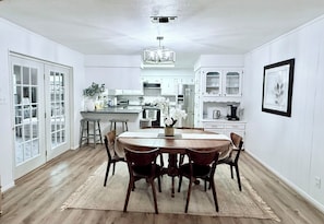 Dining - Spacious, Bright & Central Brownwood Home (Brownwood)