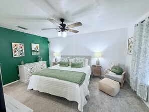 4 عدّة غرف نوم ومكتب ومكواة/لوح كي وواي فاي مجانًا