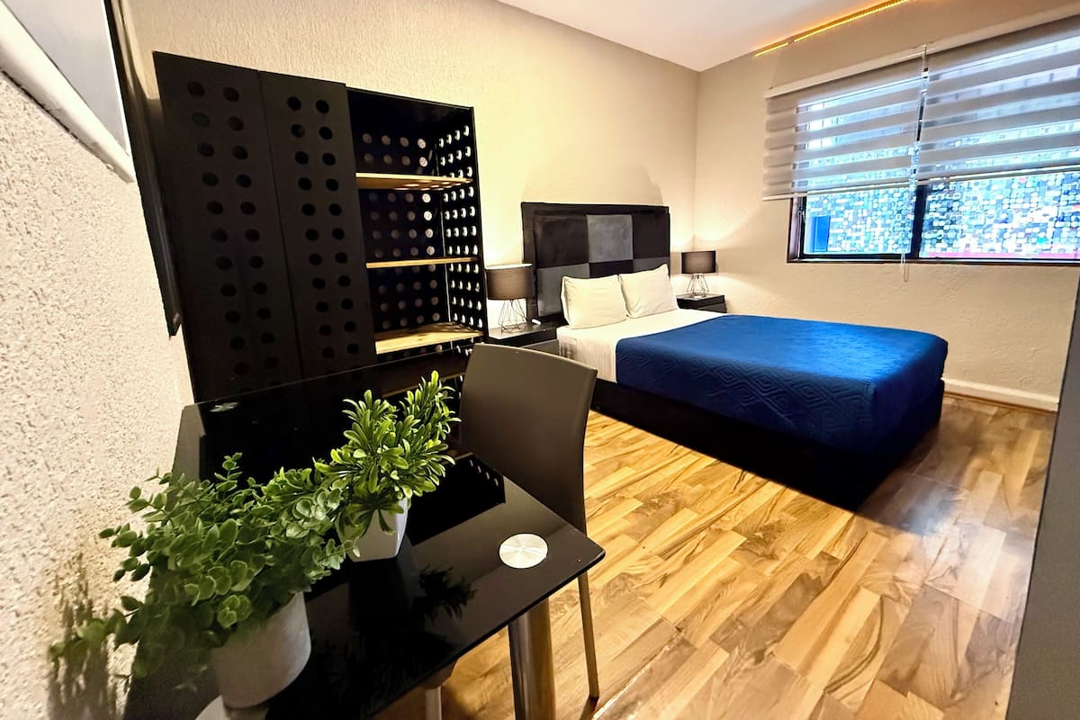 Superior kamer, gedeelde badkamer | Gratis wifi, beddengoed