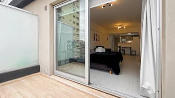 Deluxe Studio | Balcony