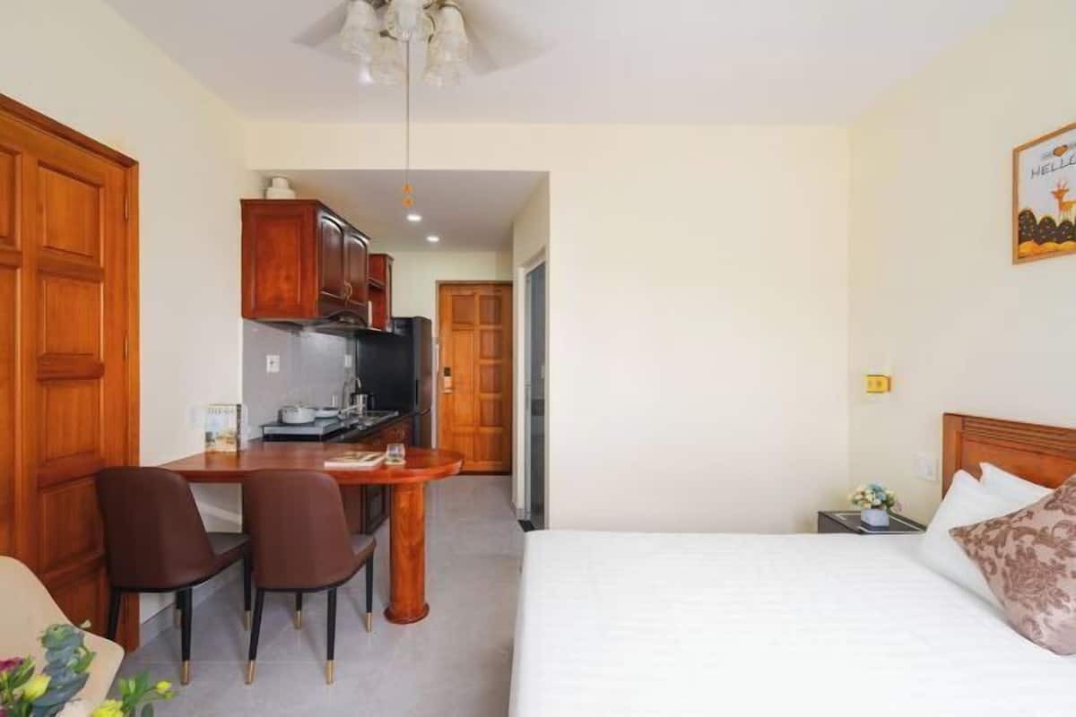 1 habitación y artículos del minibar gratis