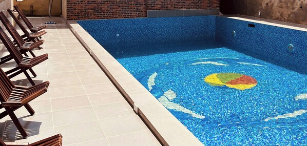 Indoor pool - CandlePine Suites (Da Lat)