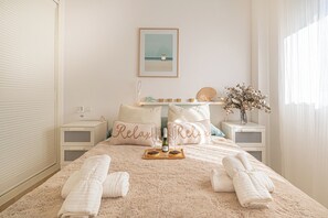 1 chambre, fer et planche à repasser, Wi-Fi gratuit, draps fournis
