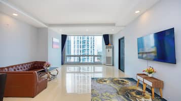 Smart TV, fireplace, video games, computer monitors