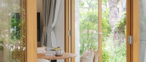 Family Villa | Free WiFi, bed sheets