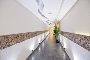 Lobby - Fabhotel Ronald Inn (Faridabad)