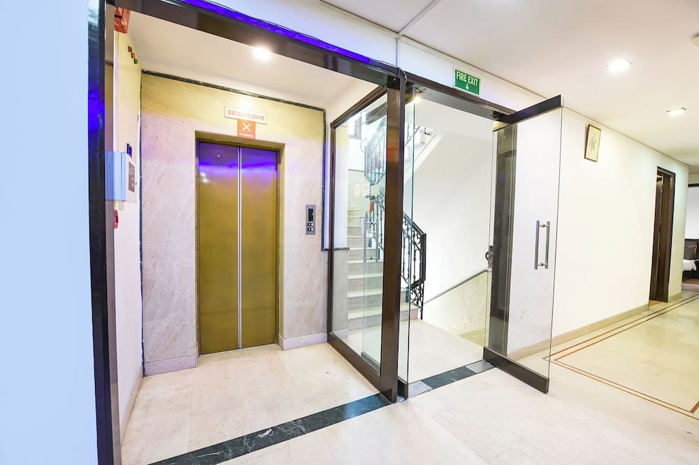 Fabhotel Green Park