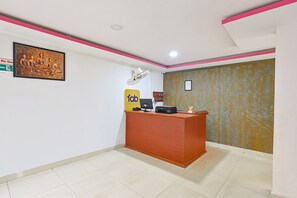 Reception - FabHotel Bella Resort By Home And Beyond (Parra)