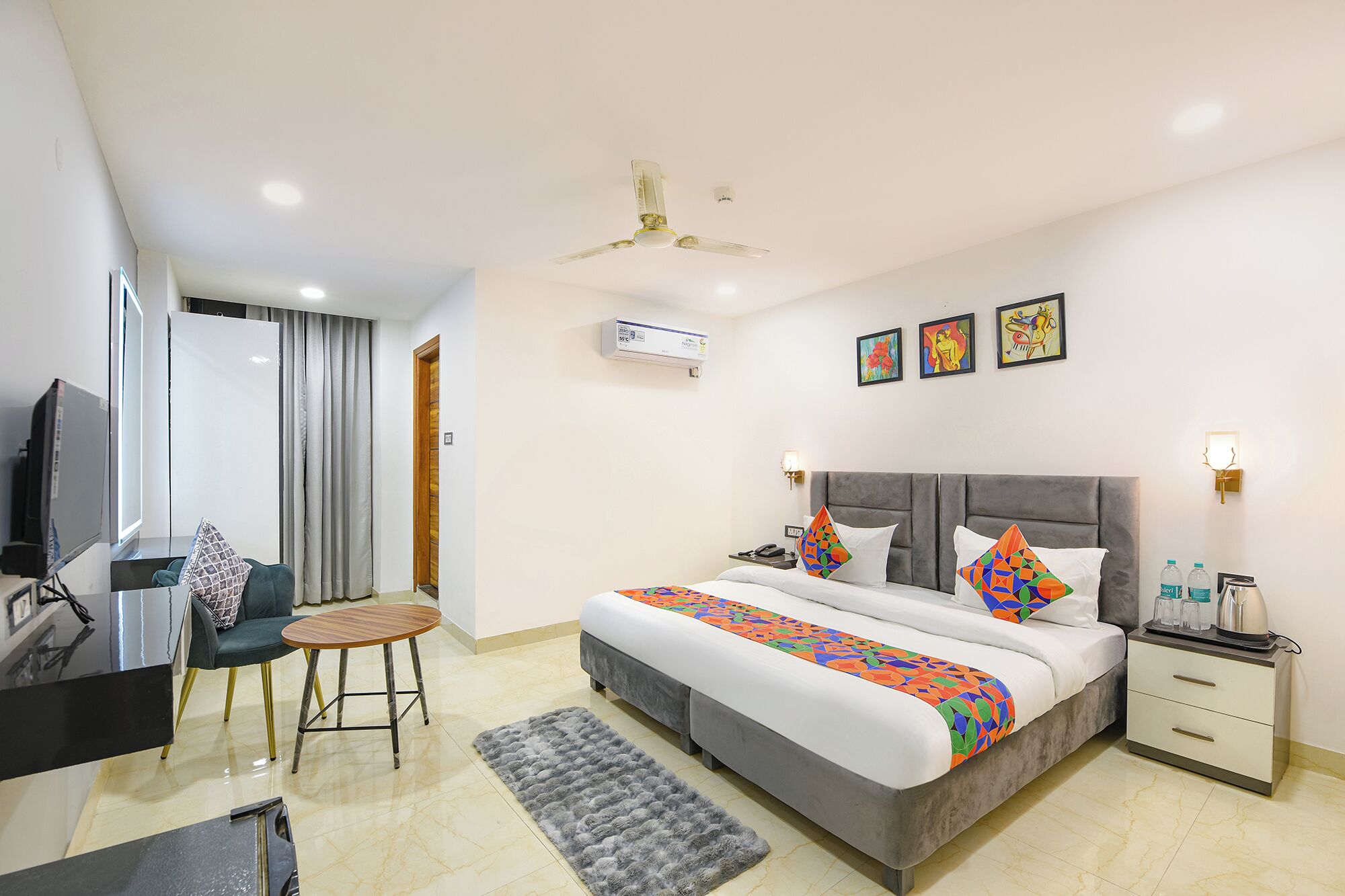 Sábanas de algodón egipcio, ropa de cama de alta calidad y minibar 