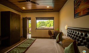 Lakens van Egyptisch katoen, luxe beddengoed, een kluis op de kamer