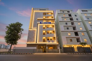 Exterior - FabHotel Prime Cozy - Nr Yashoda Hospital, Hitech City (Hyderabad)