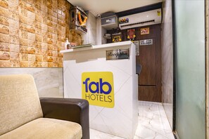 Reception - FabExpress Occazia Paradise (Mumbai)