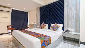 Premium Room | Egyptian cotton sheets, premium bedding, in-room safe, free WiFi