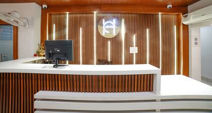 Fabhotel Eminent