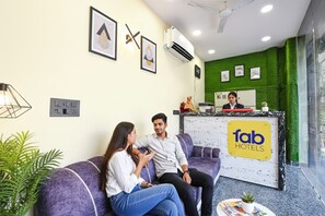 Reception - Fabhotel Yash Residency (New Delhi)