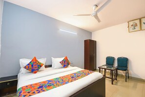 Deluxe Room | Egyptian cotton sheets, premium bedding, in-room safe, free WiFi - Fabhotel Krishna Residency (New Delhi)