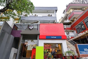 Exterior - Via Krishna Residency - Nr. Nehru Place Metro (New Delhi)