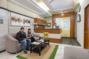 Reception - FabHotel Classic Heights - Near Yelahanka Railway Station (Bangalore)