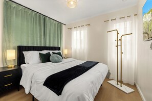 2 bedrooms, WiFi, bed sheets