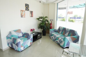 Kawasan tempat duduk lobi