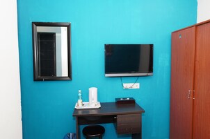 Deluxe Double Room | Seterika/papan seterika, Wi-fi percuma 