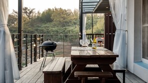 Basic Room, 2 Bedrooms (Deluxe Type B (Pool Villa/BBQ)) | 2 bedrooms, free WiFi