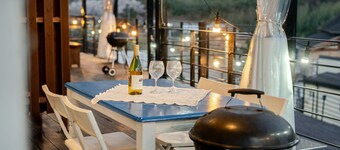 Yeonorang Park Pool Villa in Pohang