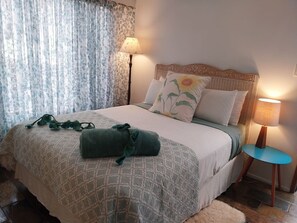 2 sovrum, skrivbord, strykjärn/strykbräda och wi-fi